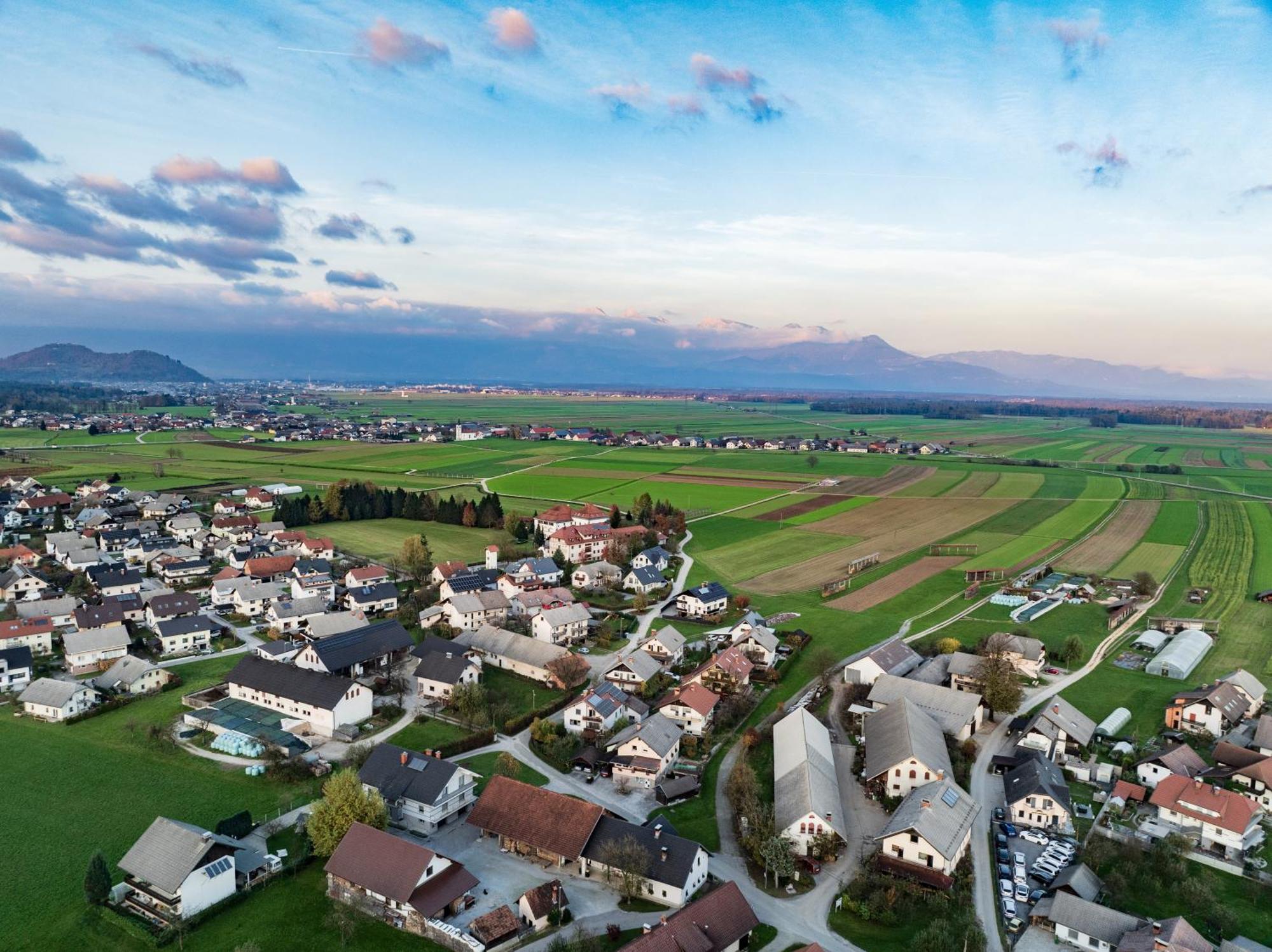 Mountain Sunrise Apartment Skofja Loka
